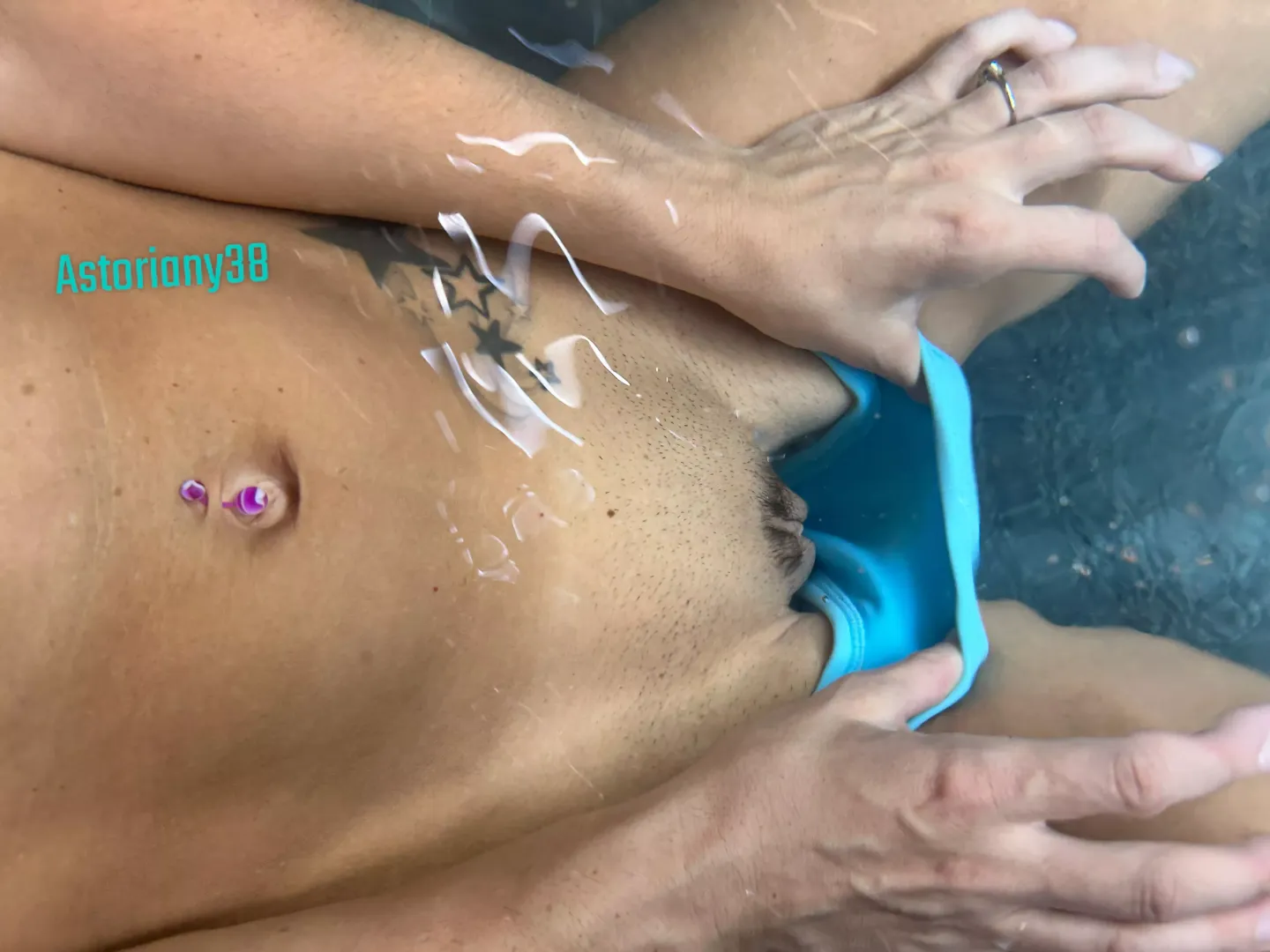 Underwater pussy mound 