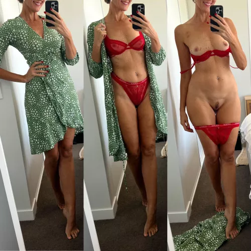 Undress me with your eyes. 46yo mom