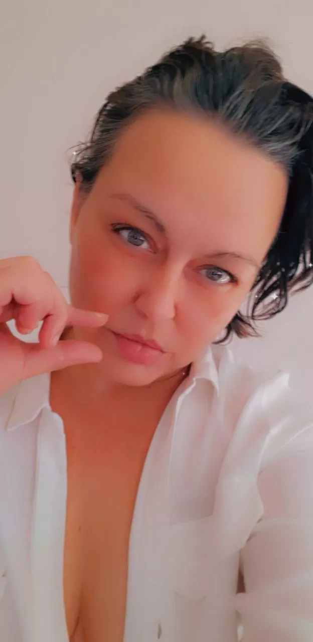 Up and come for free SPH rate on 👻 erobuzz