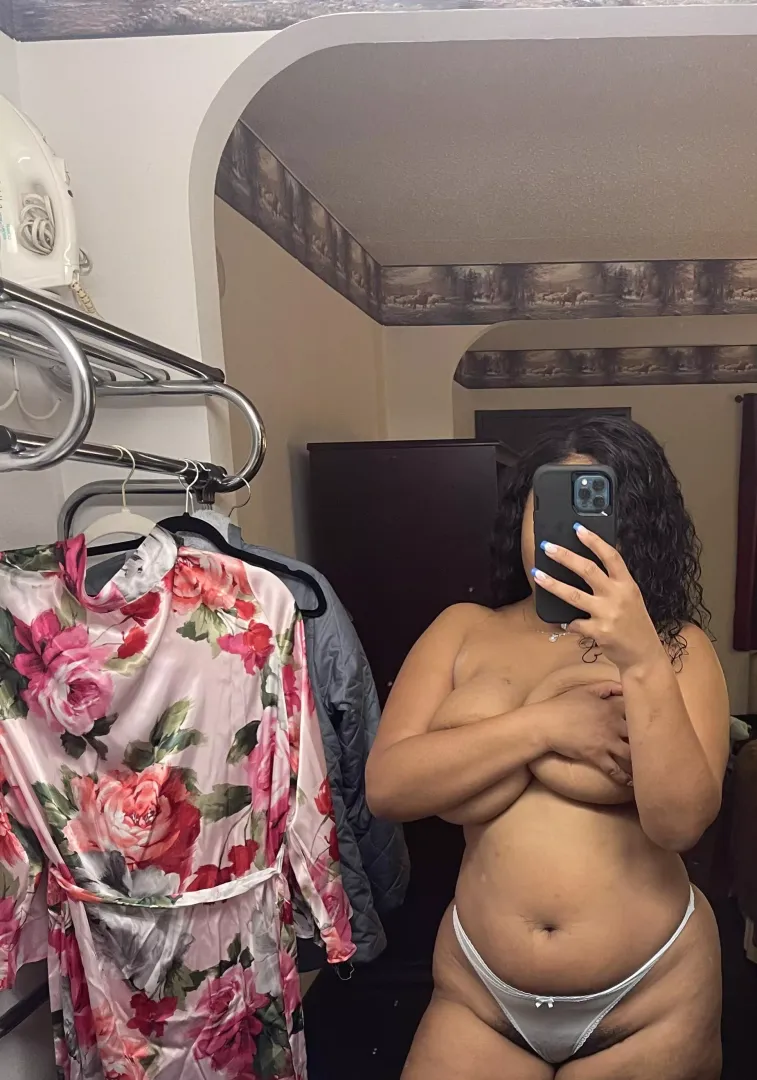 Upvote if I can send you my nudes
