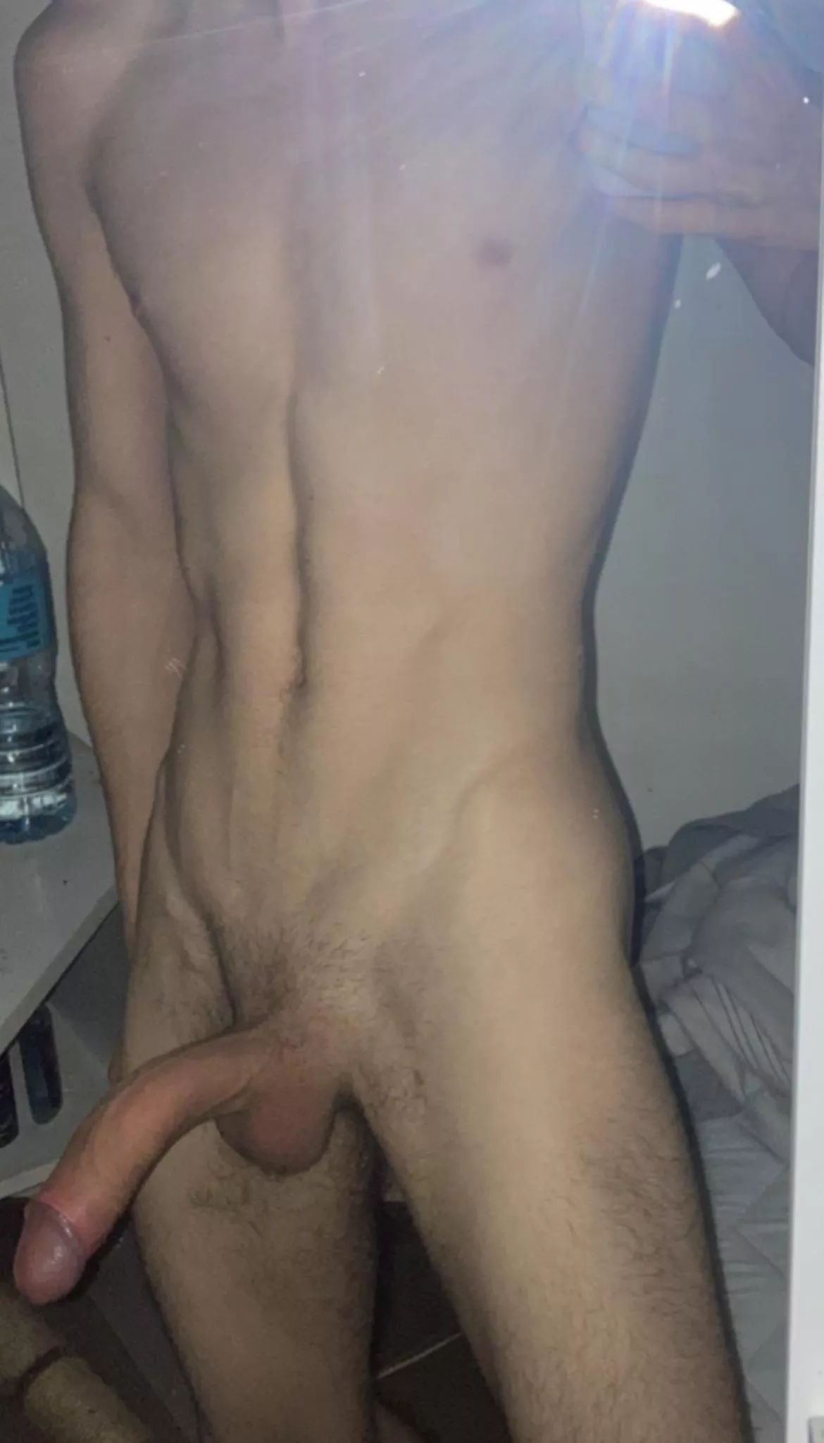 use me (19, dms open)