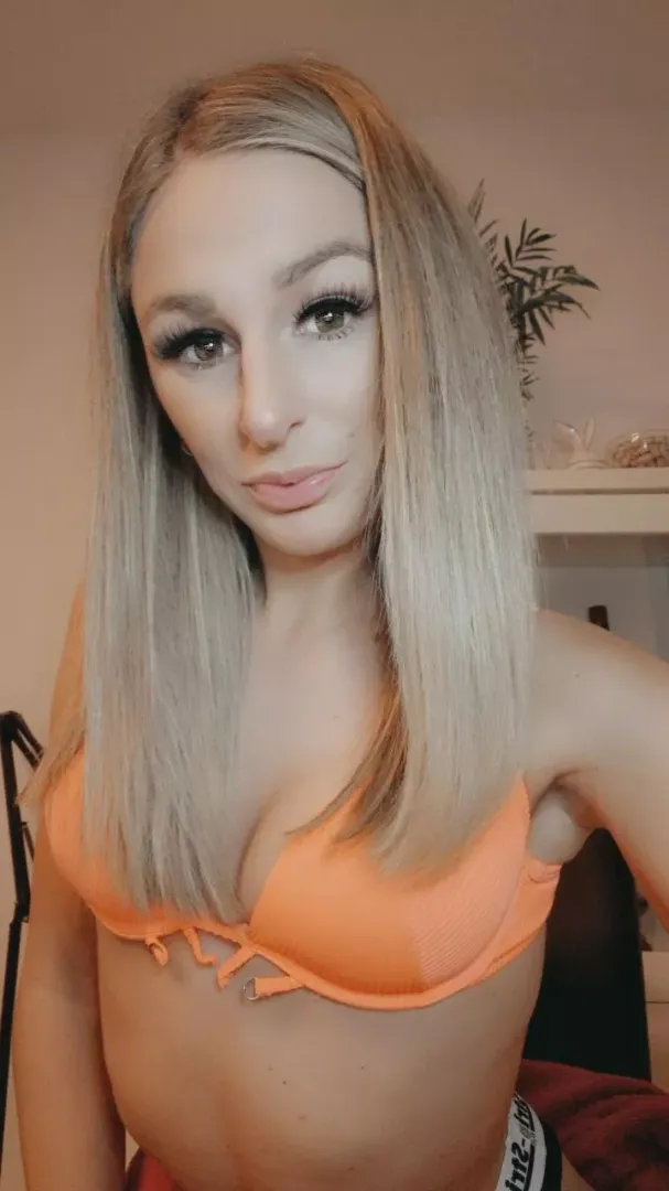 Use me I'm blond
