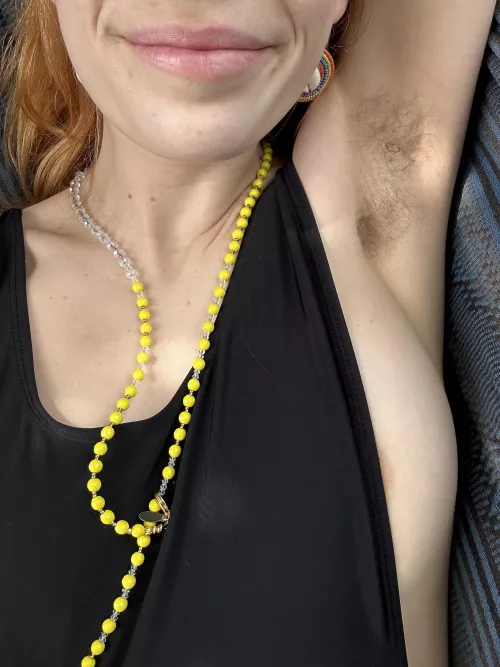 Use your tongue on these cute little curls 👅