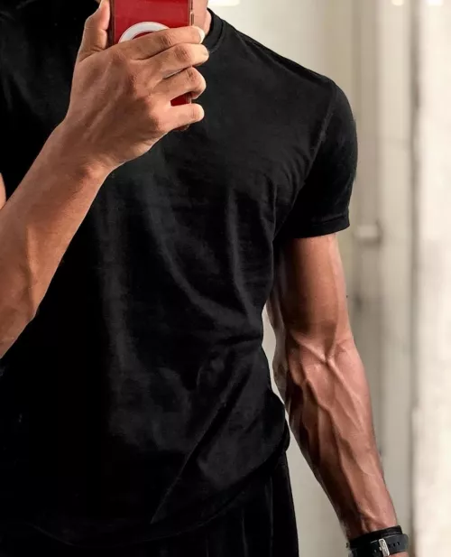 veins that run straight to my heart