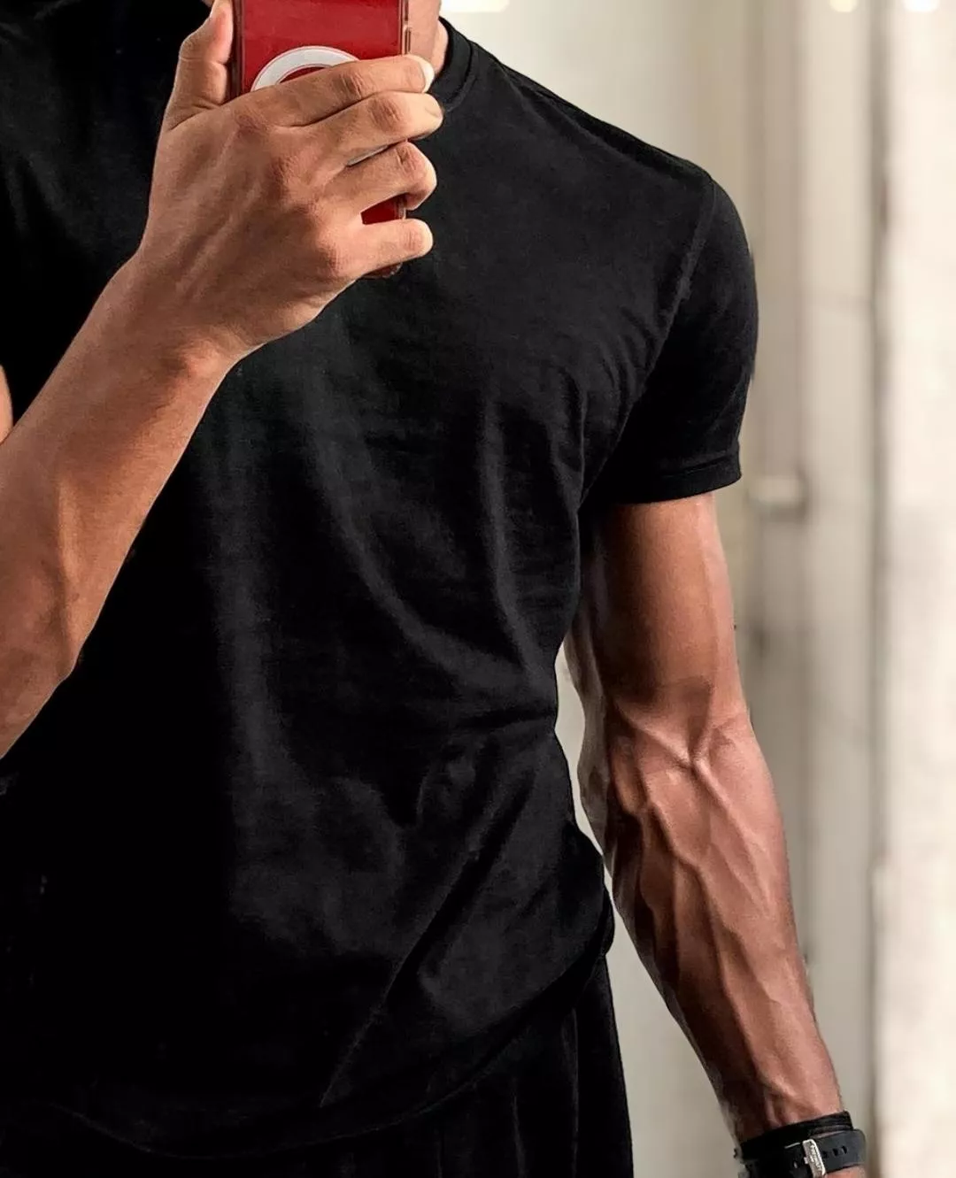 veins that run straight to my heart