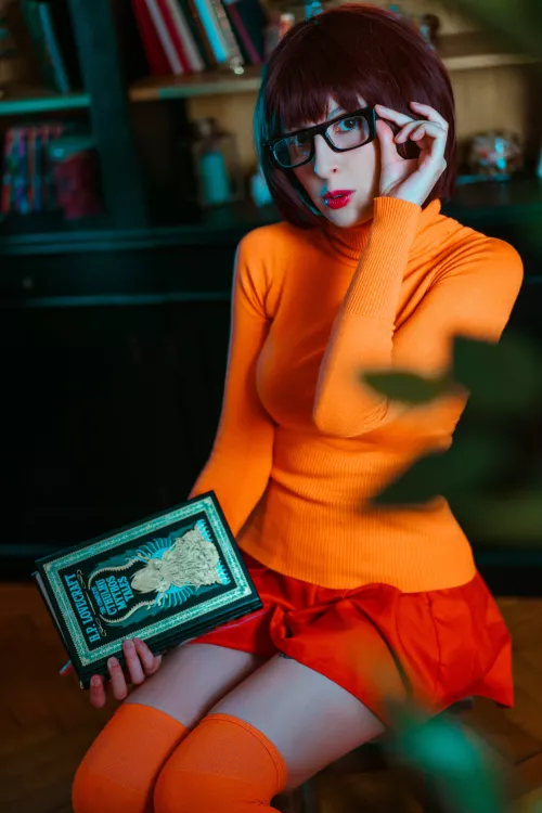 Velma from Scoobydoo by Kerocchi