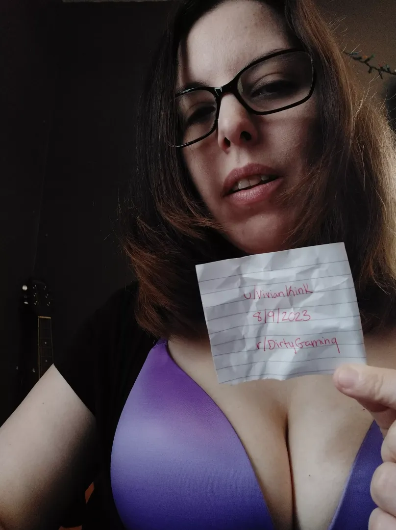 [Verification] of VivianKink