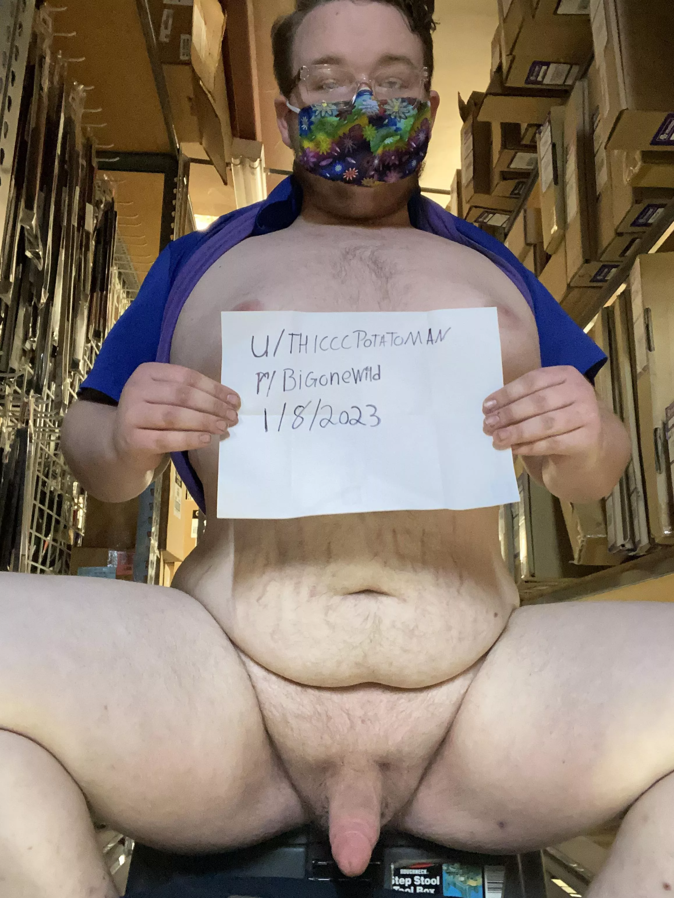 Verification: u/THICCCPOTATOMAN for r/BiGoneWild on 1/8/2023