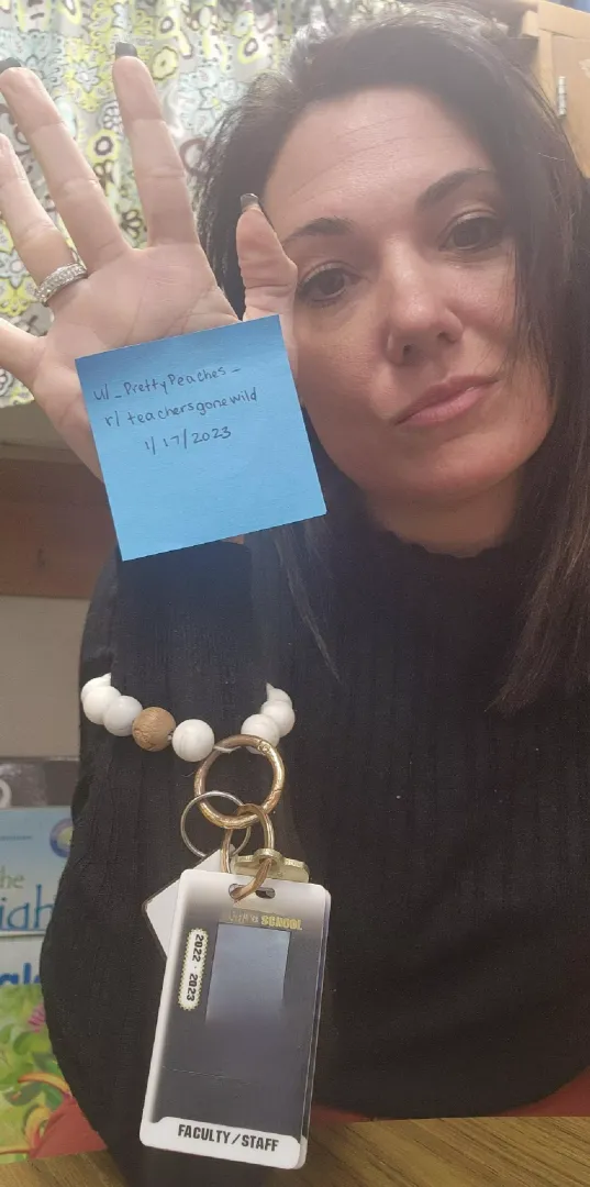 verified teacher [mrs]