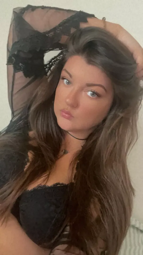 Waiting for my sissy to humiliate…