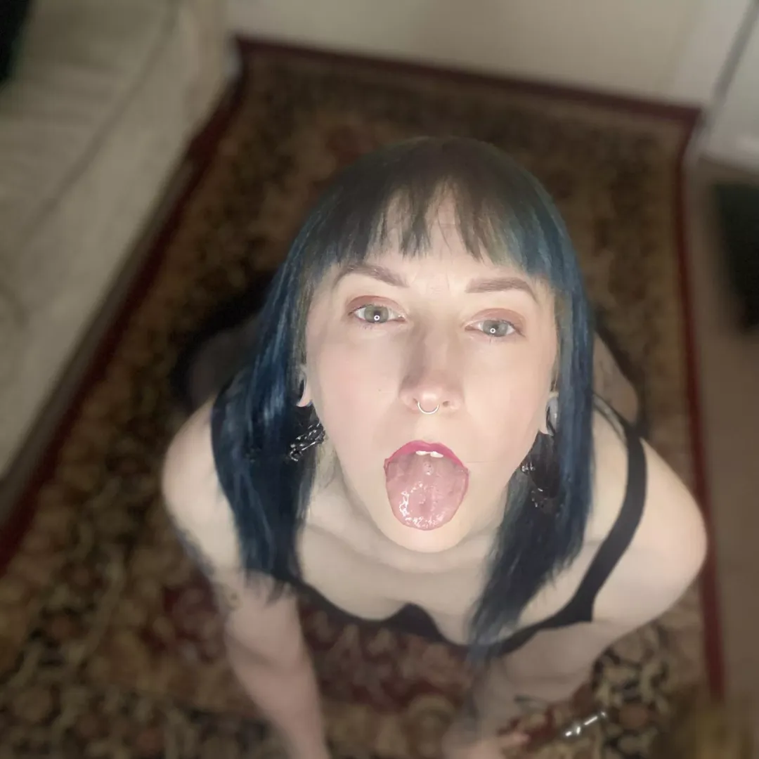 Waiting for you to spit in my mouth 💦