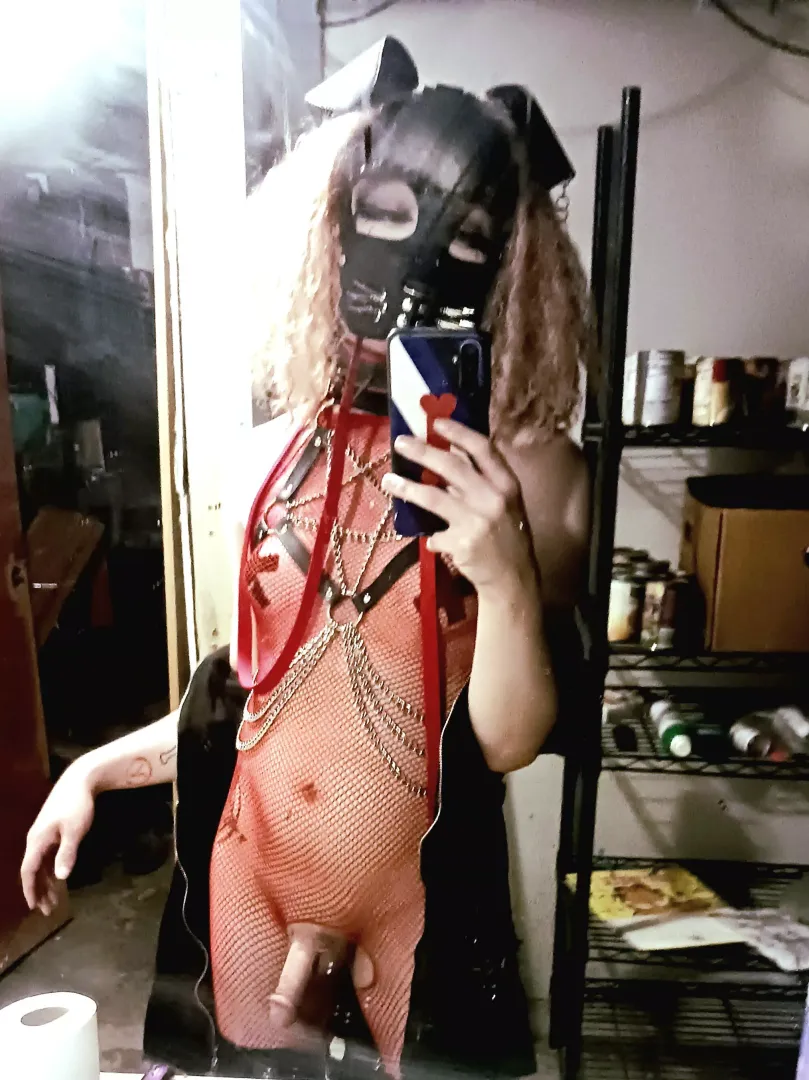 Walkies? [MtF]
