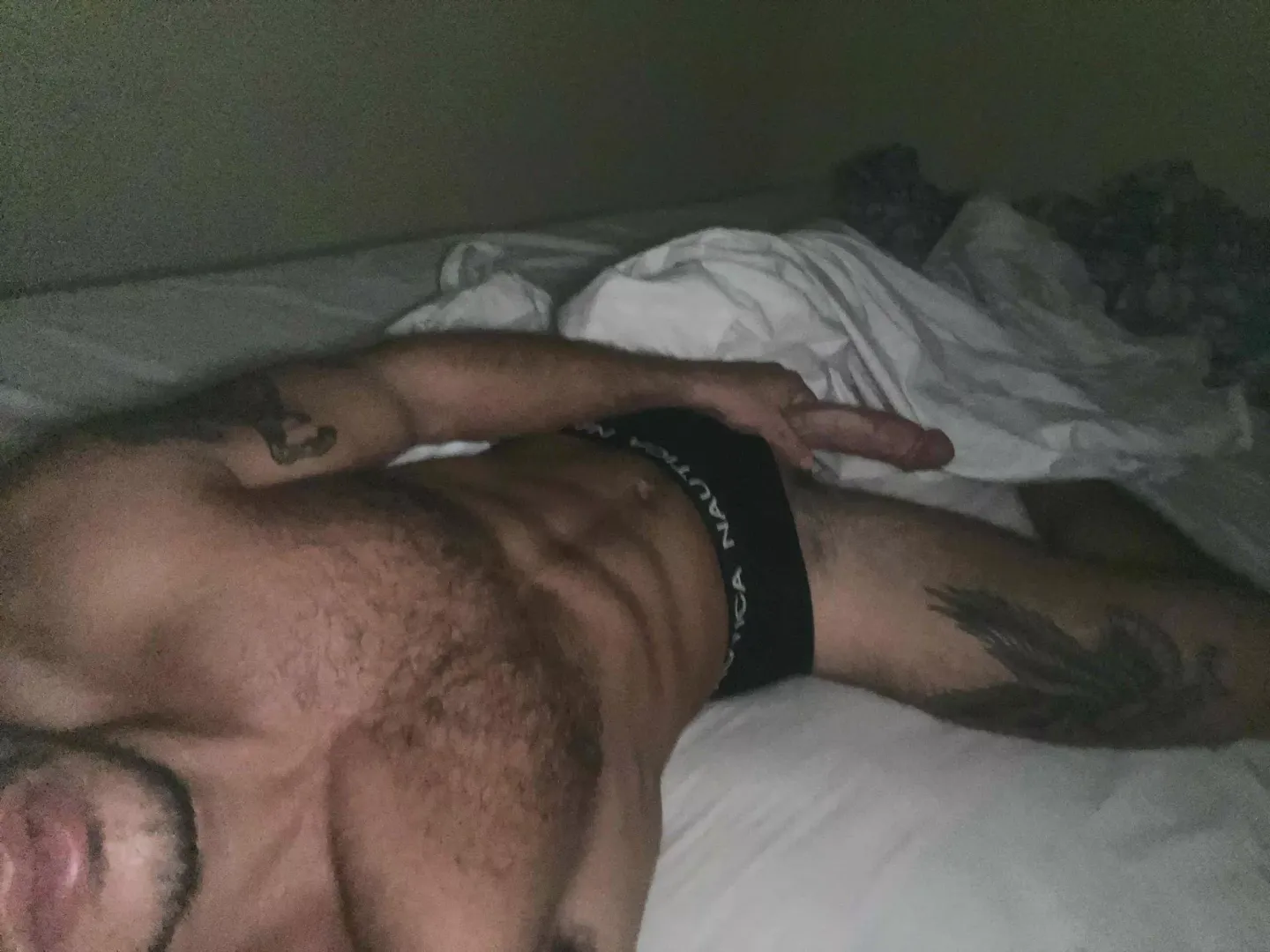 Wanna come lay here?