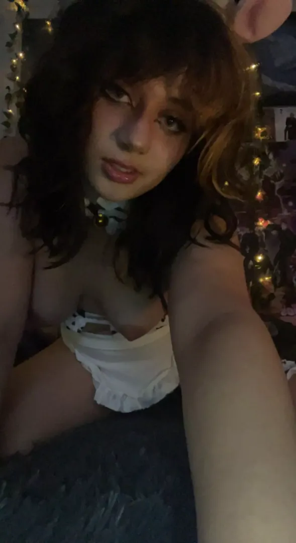 wanna come play with my udders?