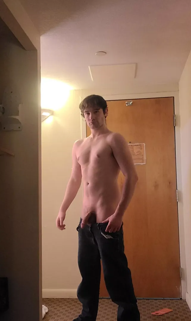 wanna fuck in my room?