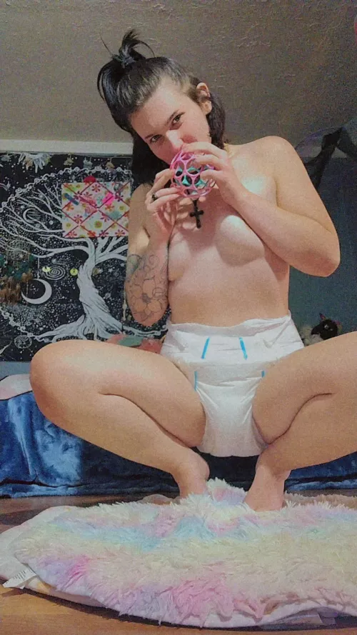 Wanna have a diaper playdate hehe 