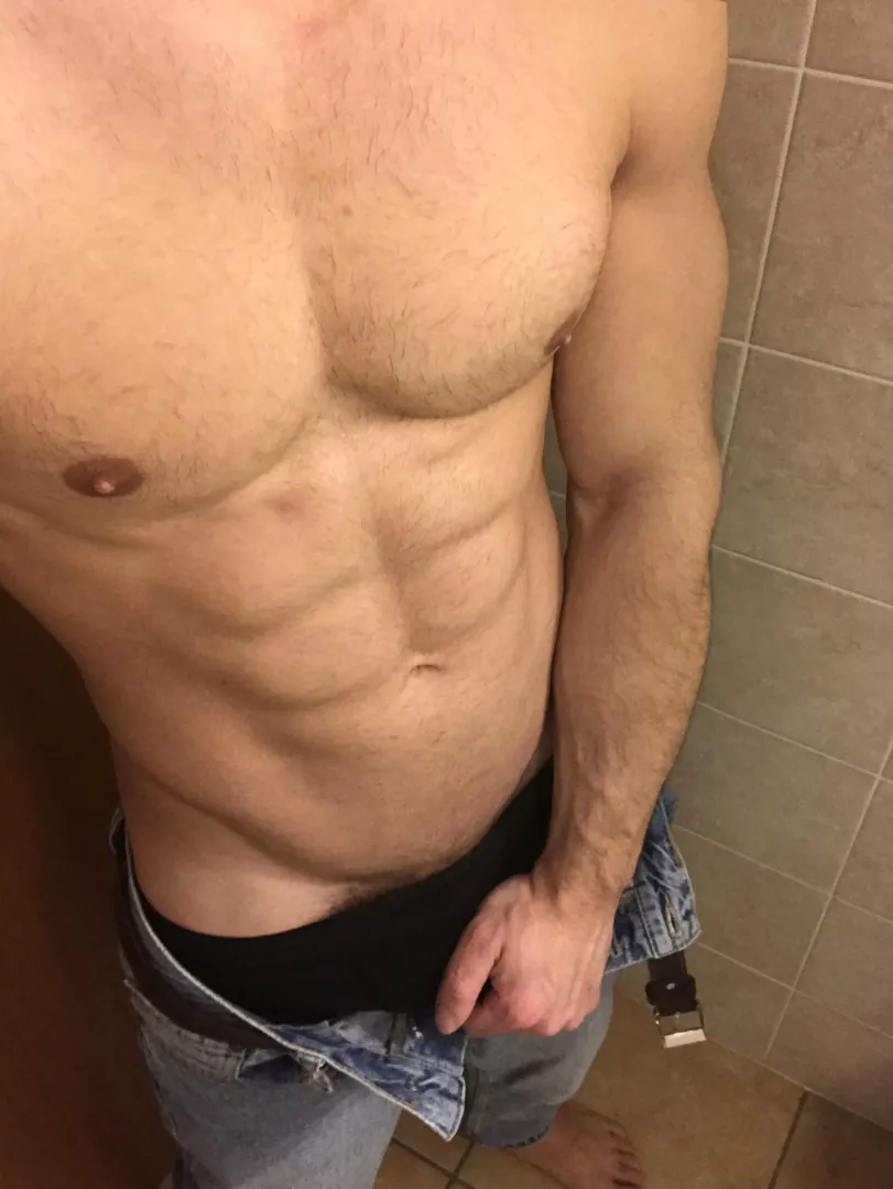 Wanna have fun?! 😈💦💦