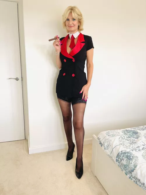 Wanna join Mom’s Mob? 💋