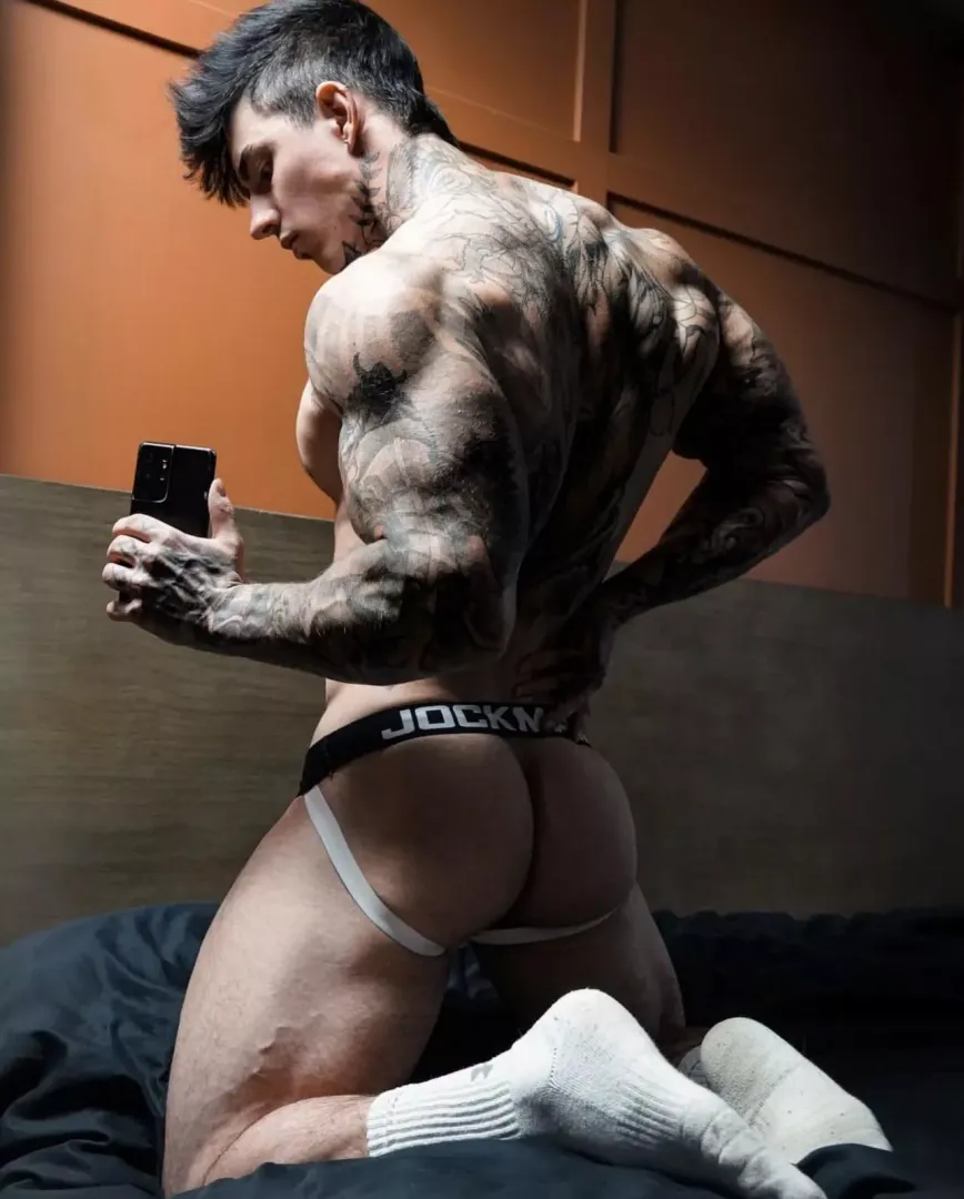 Wanna massage it for Valentine’s Day?