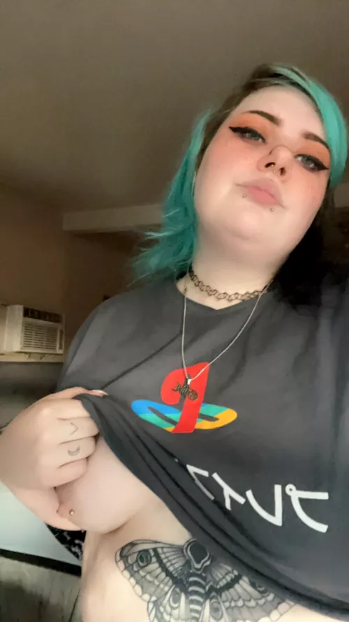 wanna play me like ur playstation?