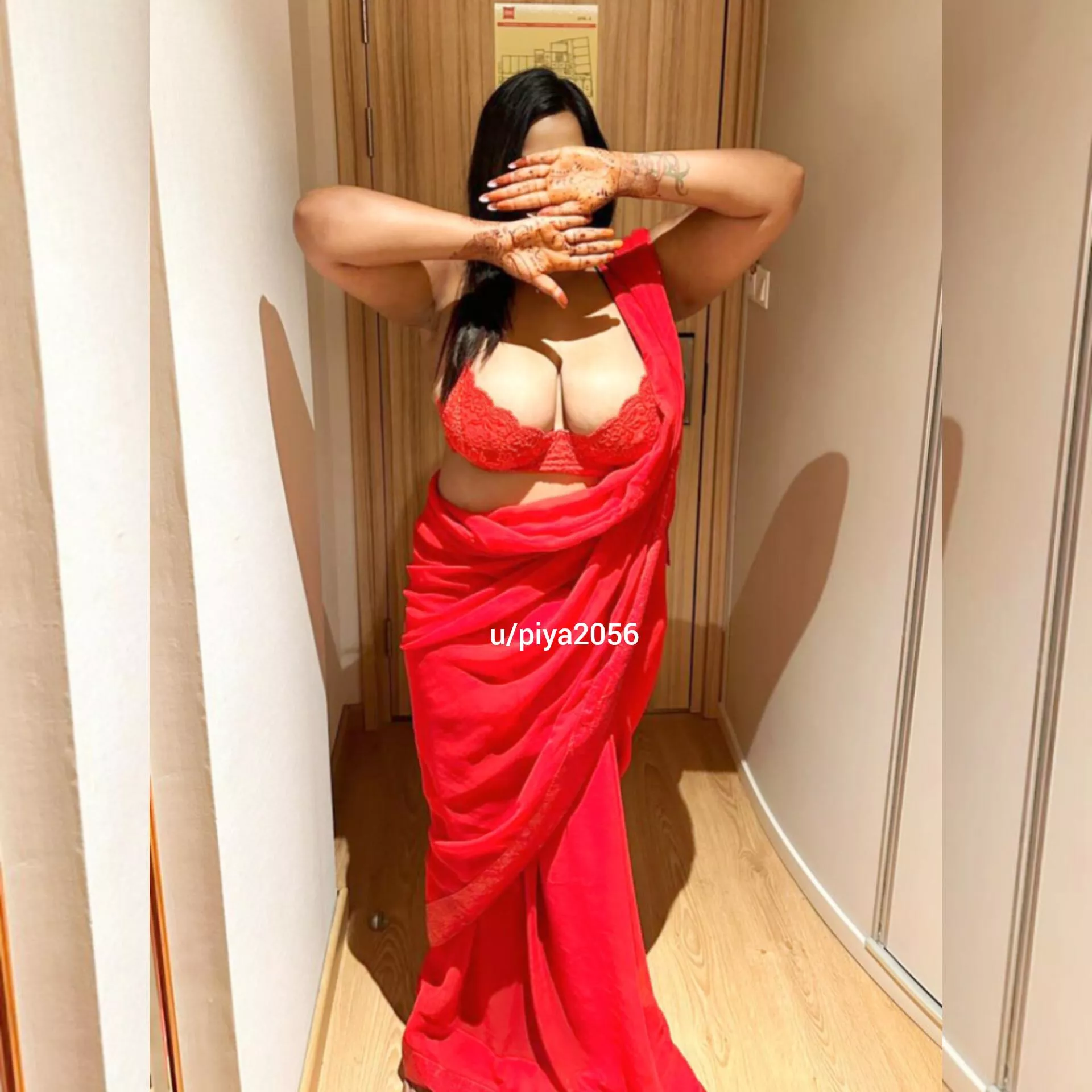 Wanna strip me & fuck me hard horny bulls & guys on CAM this Karwachauth?🔥I m a wild desi slut Priya(F4M)loves playing on CAM with hot strangers|Nasty commnts plz| I love them|