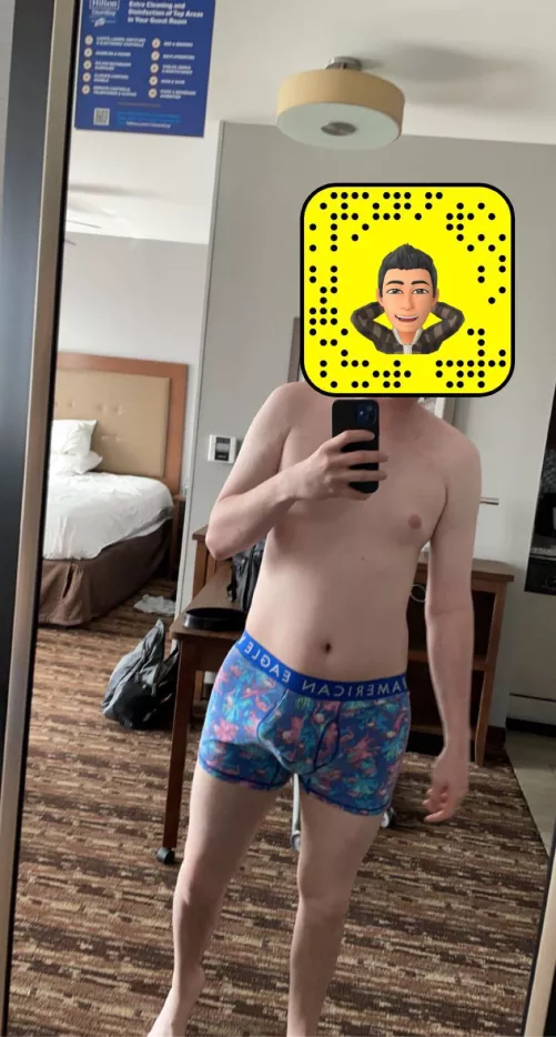 Wanna take them off bro? 👀