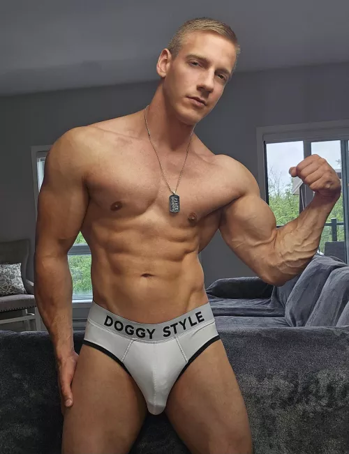Wanna touch 😏..?