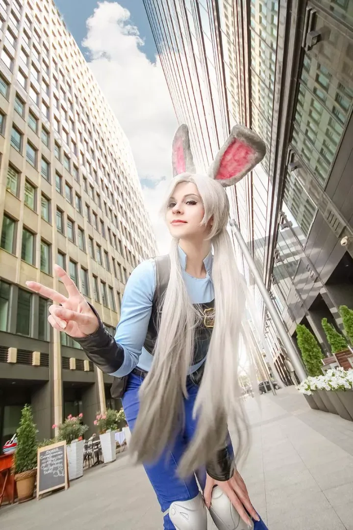 Wanna try my carrots?