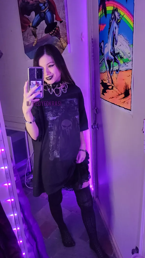 Wanna watch The Punisher together and [F]ool around under the covers?
