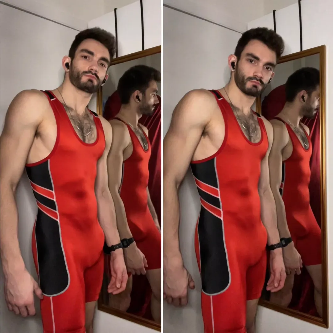 Wanna Wrassle? 💪🏻👅