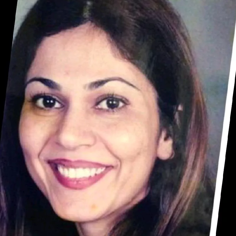 Want an older woman to suck your white sausage x