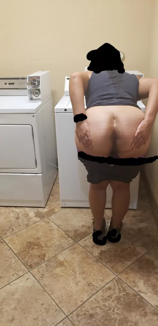 want to fuck in hotel laundry room