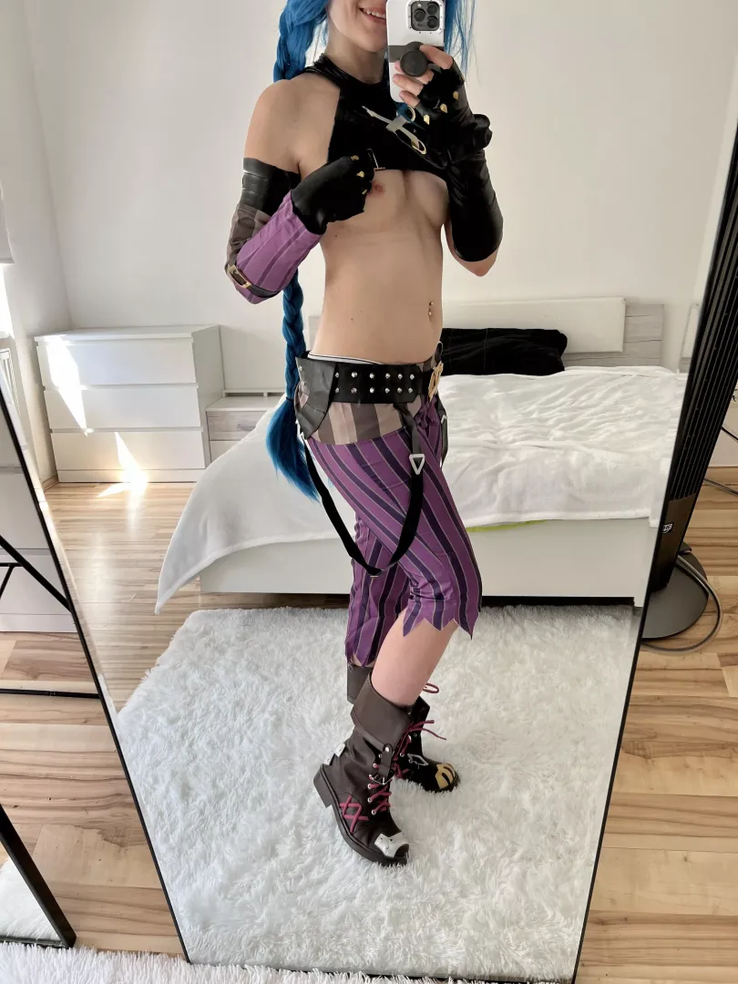 Want to fuck Jinx? [f]