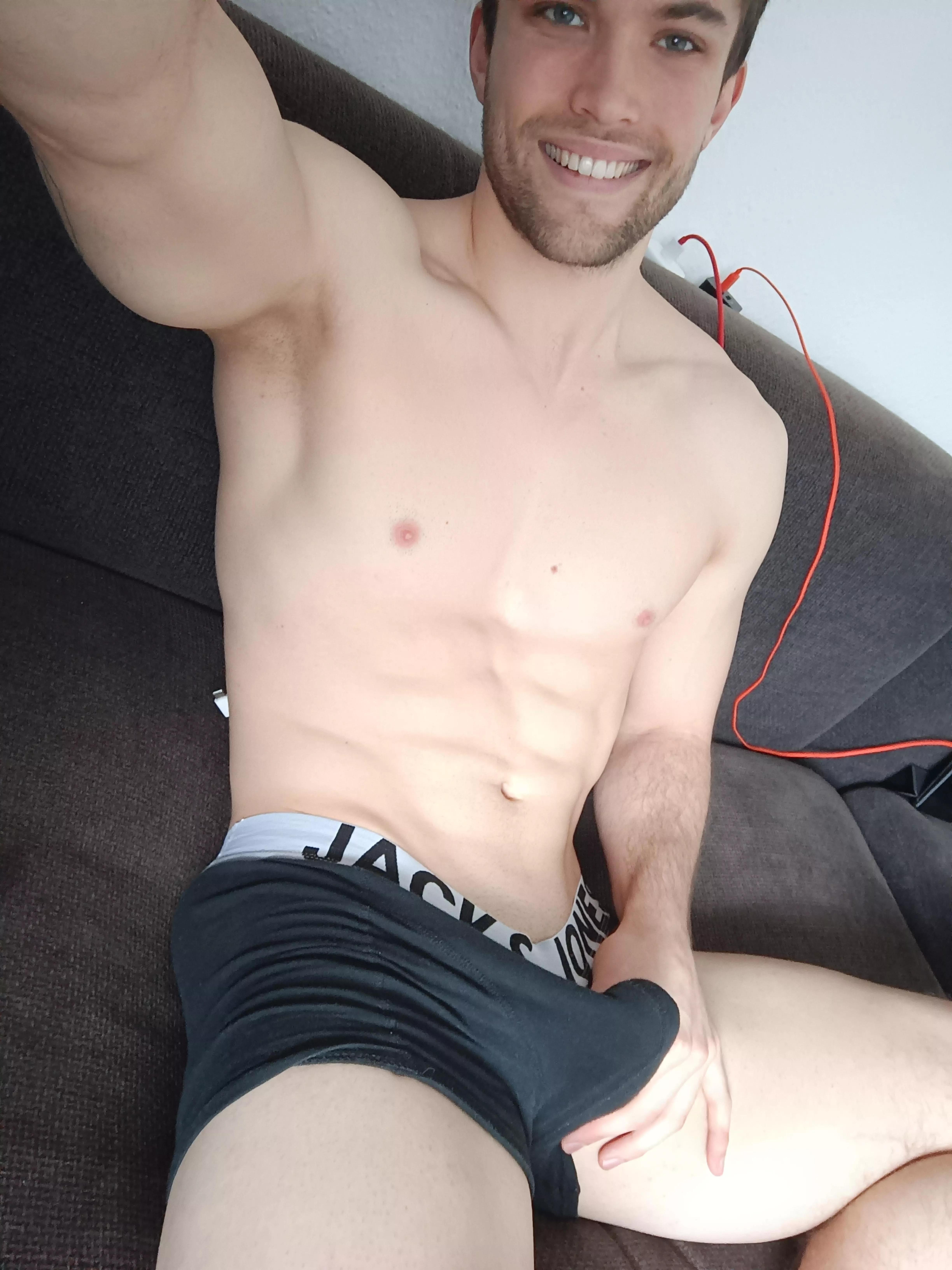 Want to have fun on the couch? 🔥