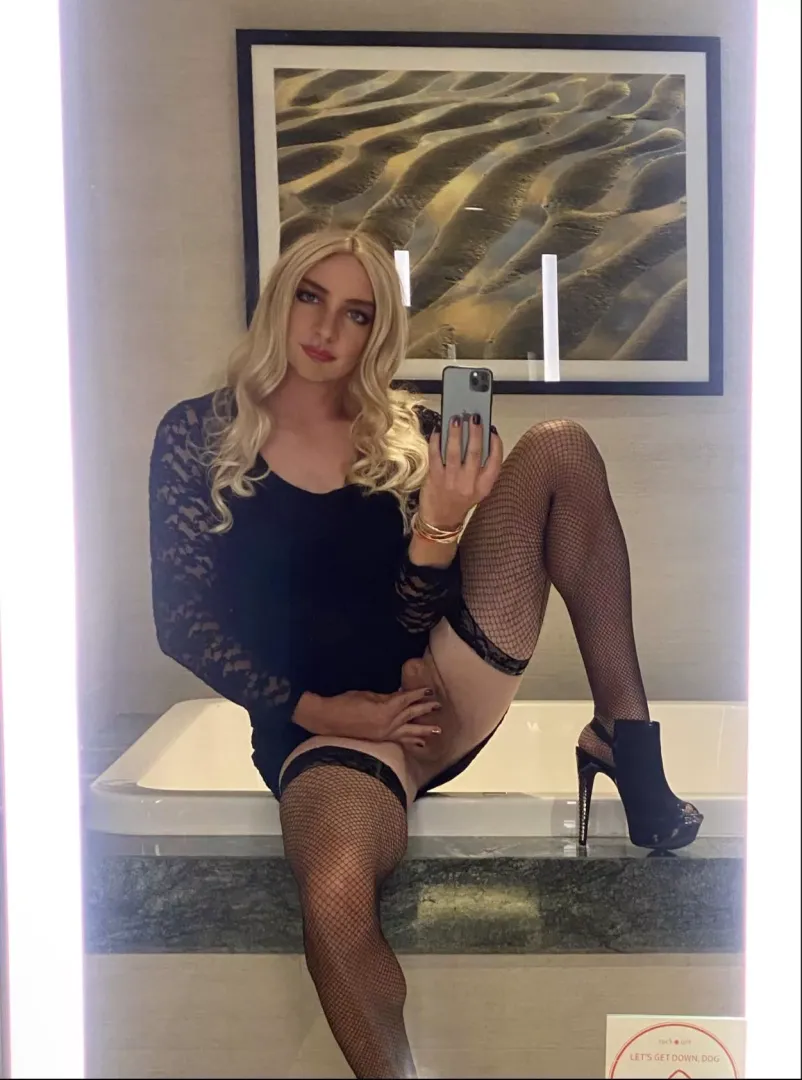 Wanted to try my heels and ended all dolled-up, I do love the heels though.