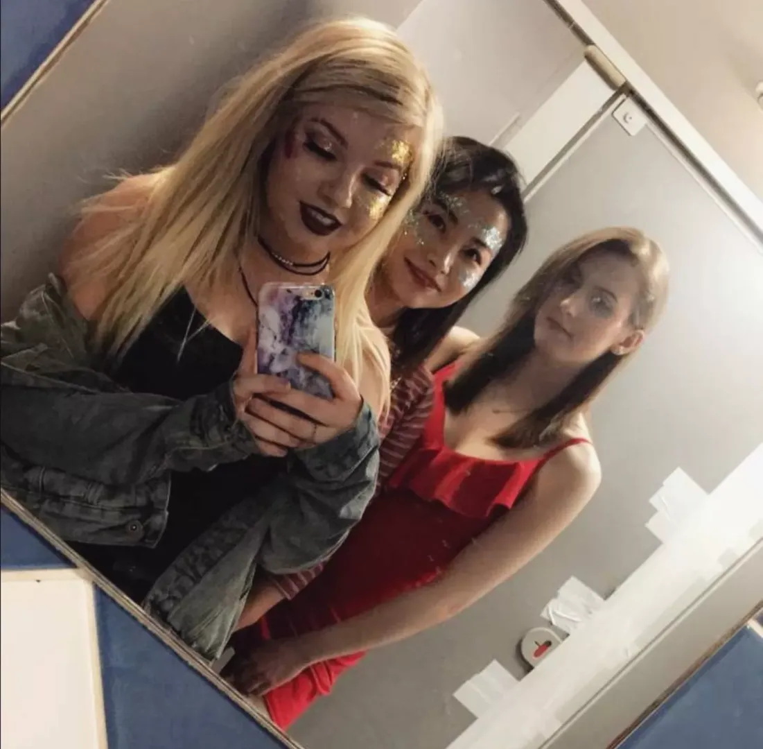 Washroom quickies