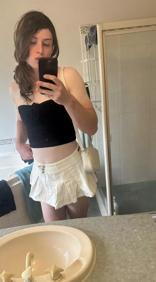 Way more fun being a girl 😋🥰