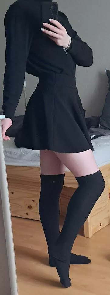 we posing :3