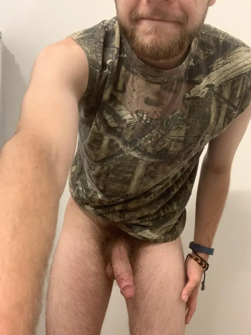 wearing camo cuz I’m hunting for men