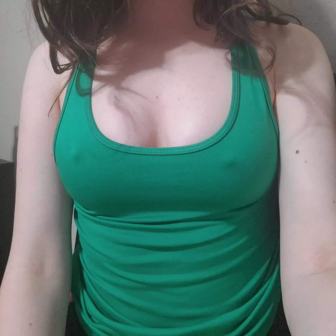 Wearing no bra at the gym