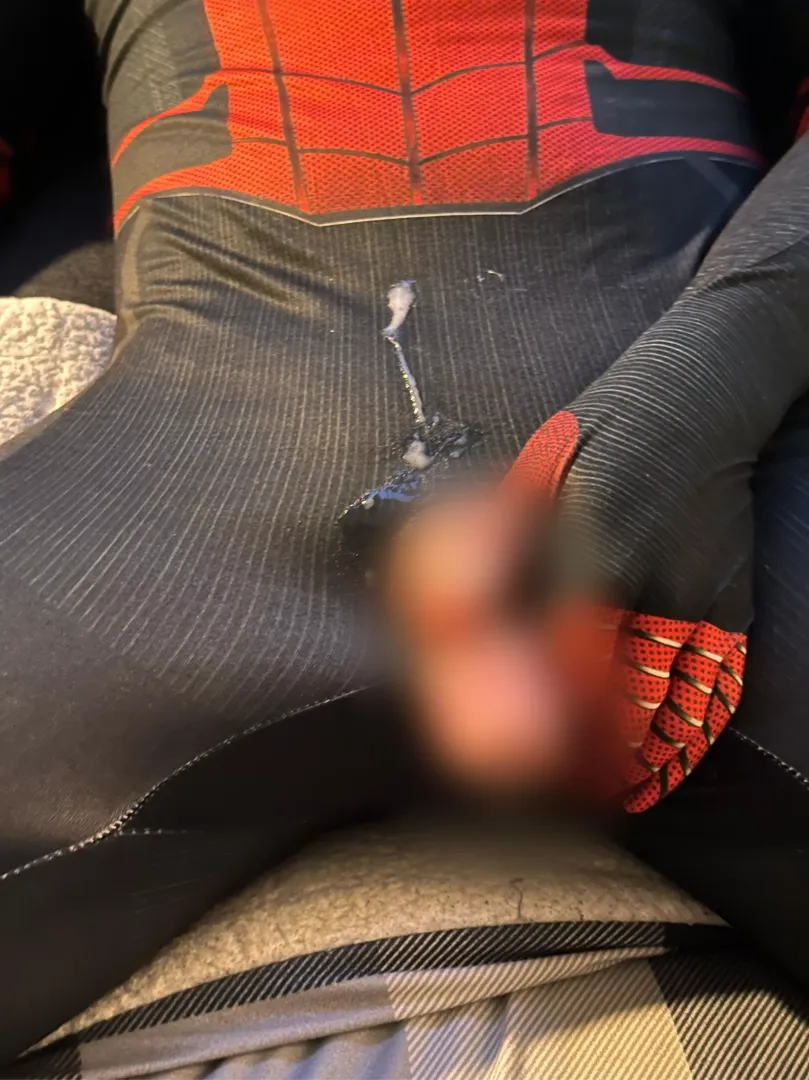 Web Shooter 💦😛