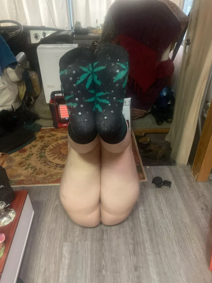 Weed socks for the win