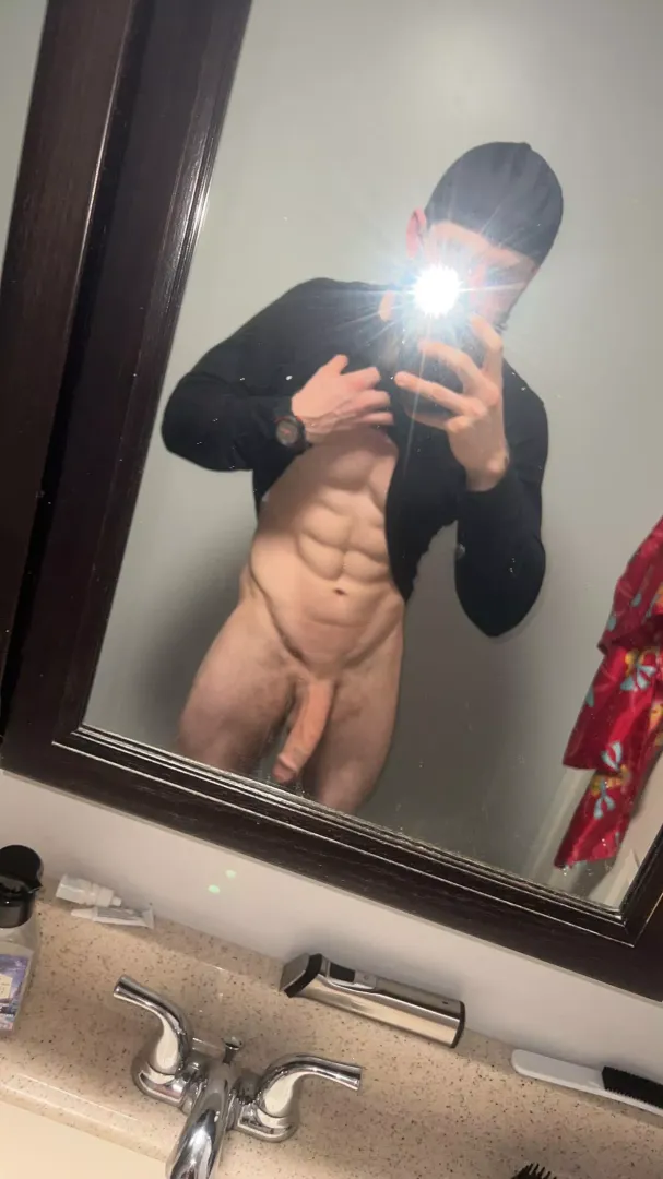 Well it’s not gunna suck itself…😏