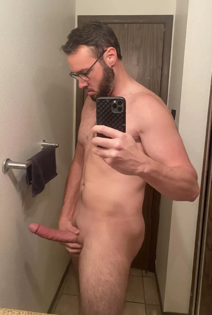 Well the old daddy hammer was in full effect this morning! Haven’t woke up with it this hard in a while! Guess it’s about time to fuck something!