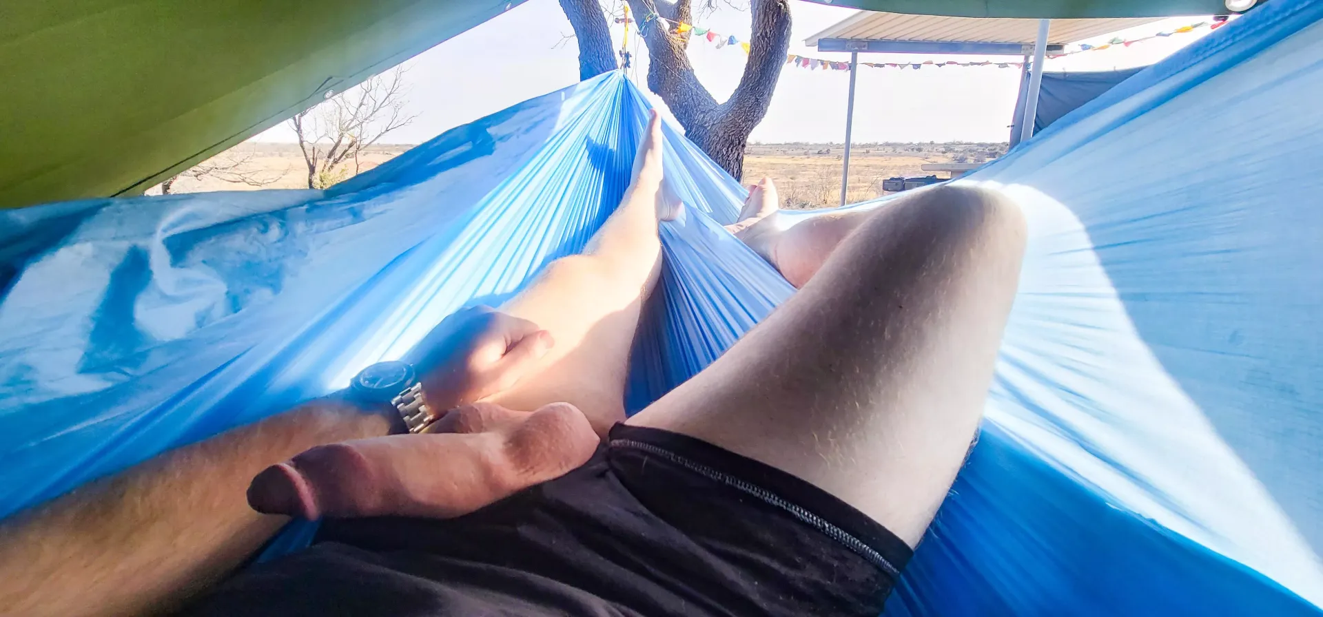 Well-hung Wednesdays, cum bi