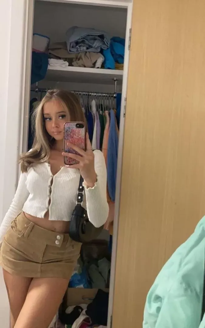 what an outfit 🤤