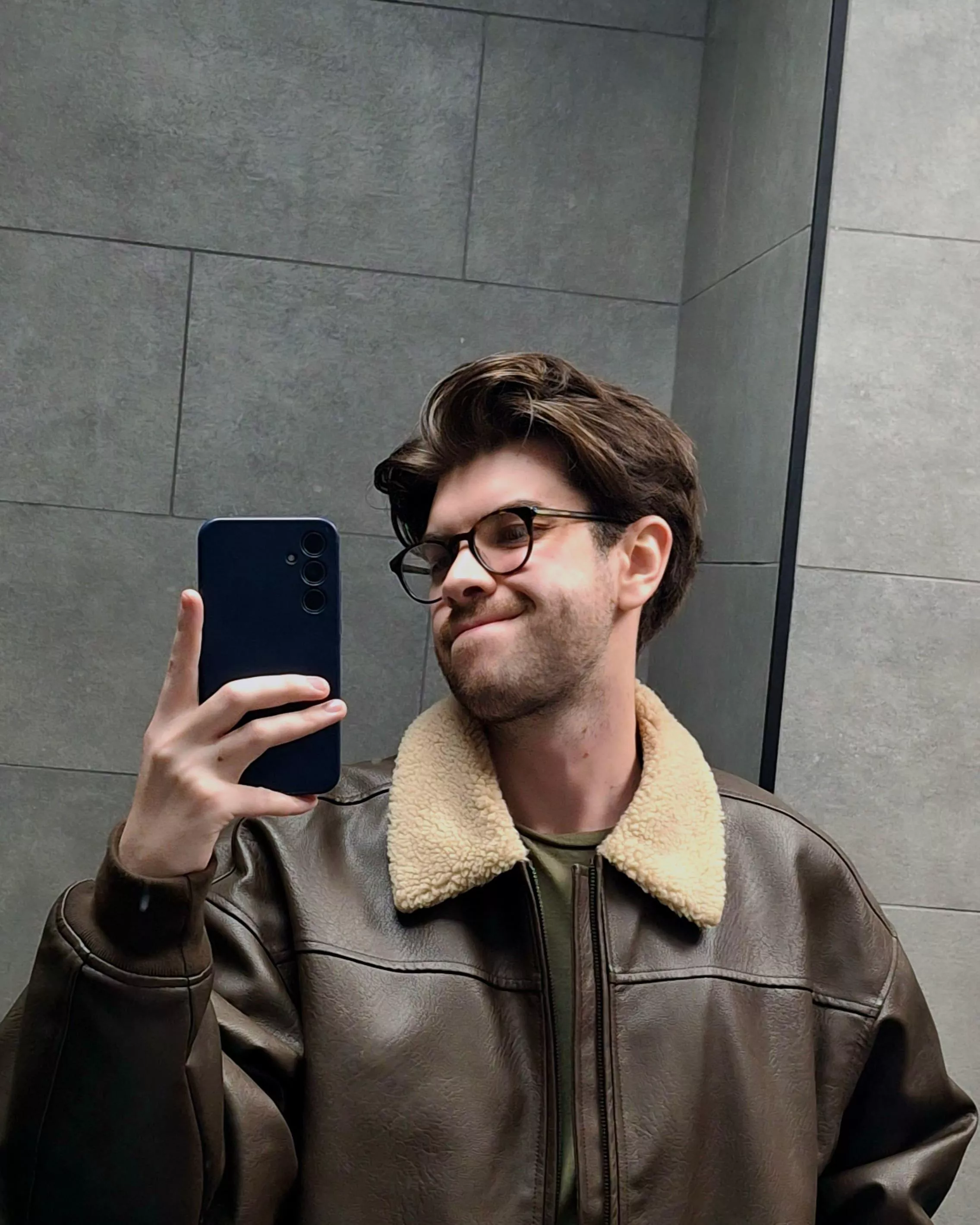 What are we playing this weekend? *looking for gaming buds* 