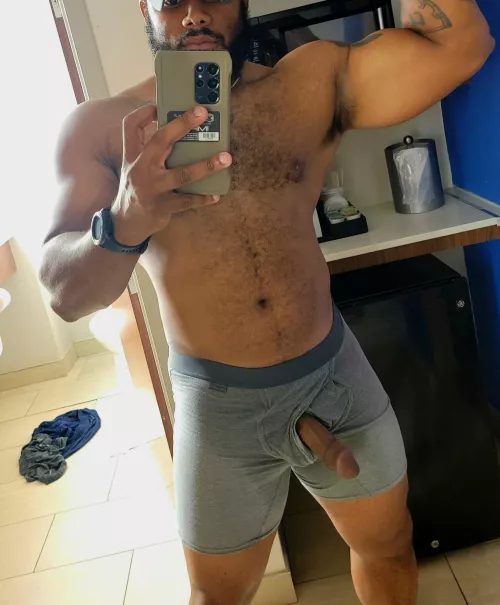 what are you doing if i show up to the gym like this? 😈