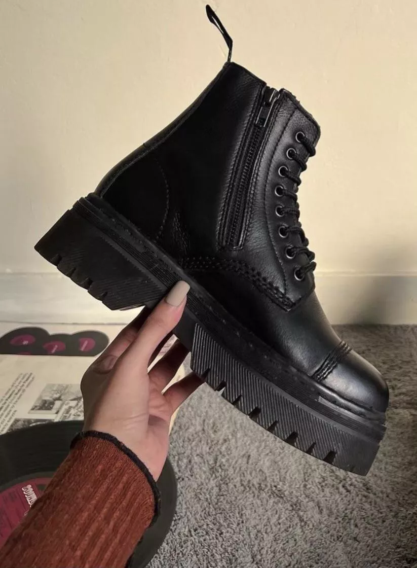 What bottoms to wear with these boots?