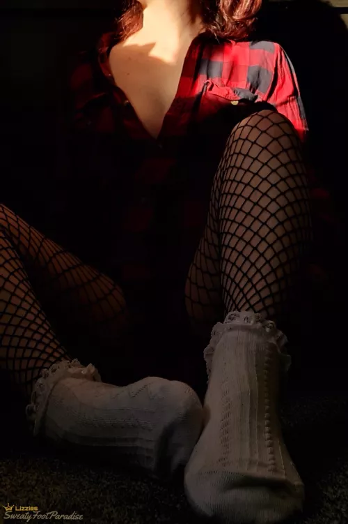 What catches your eye first? 😏🔥 (F)